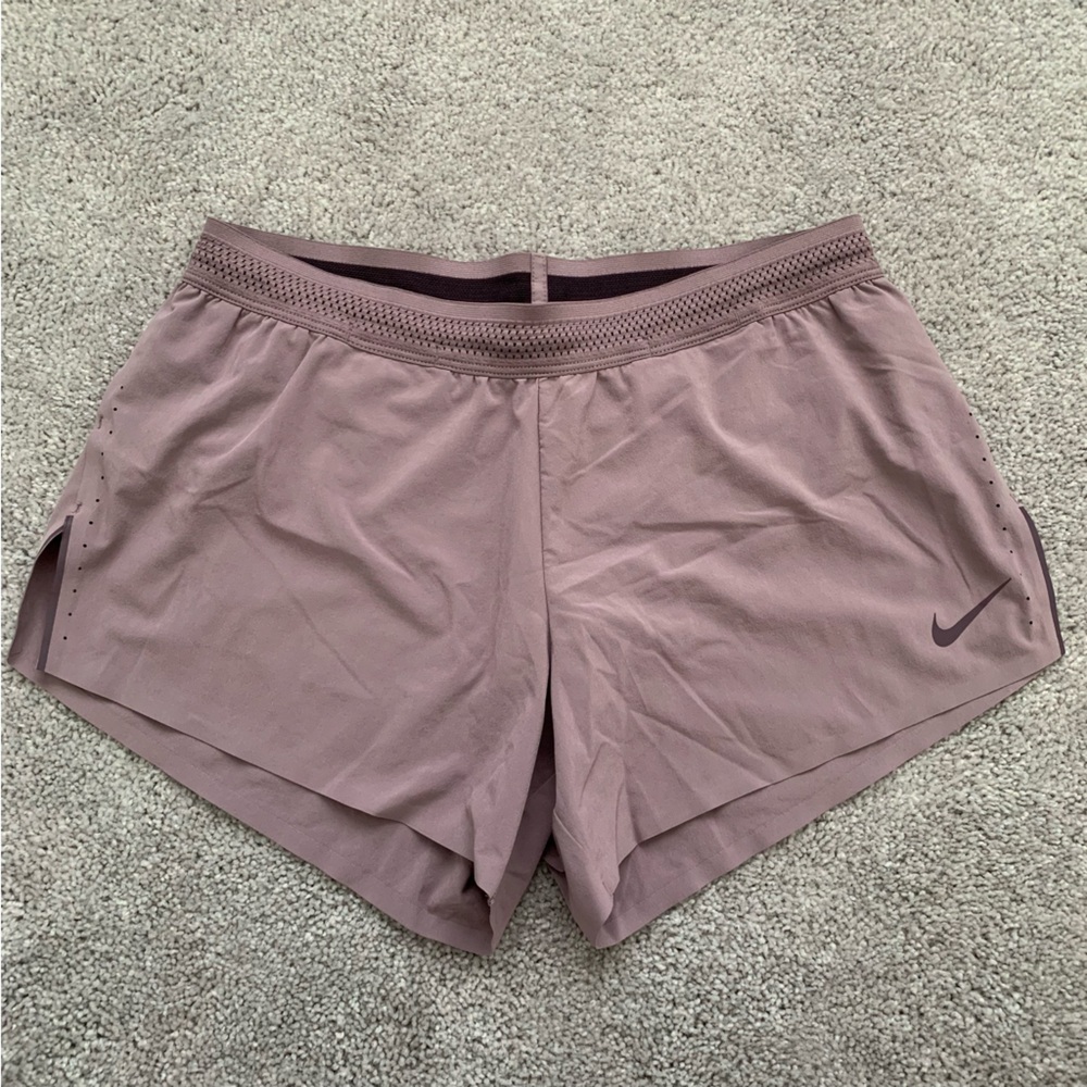 Nike Women's Aeroswift Shorts in Mauve
